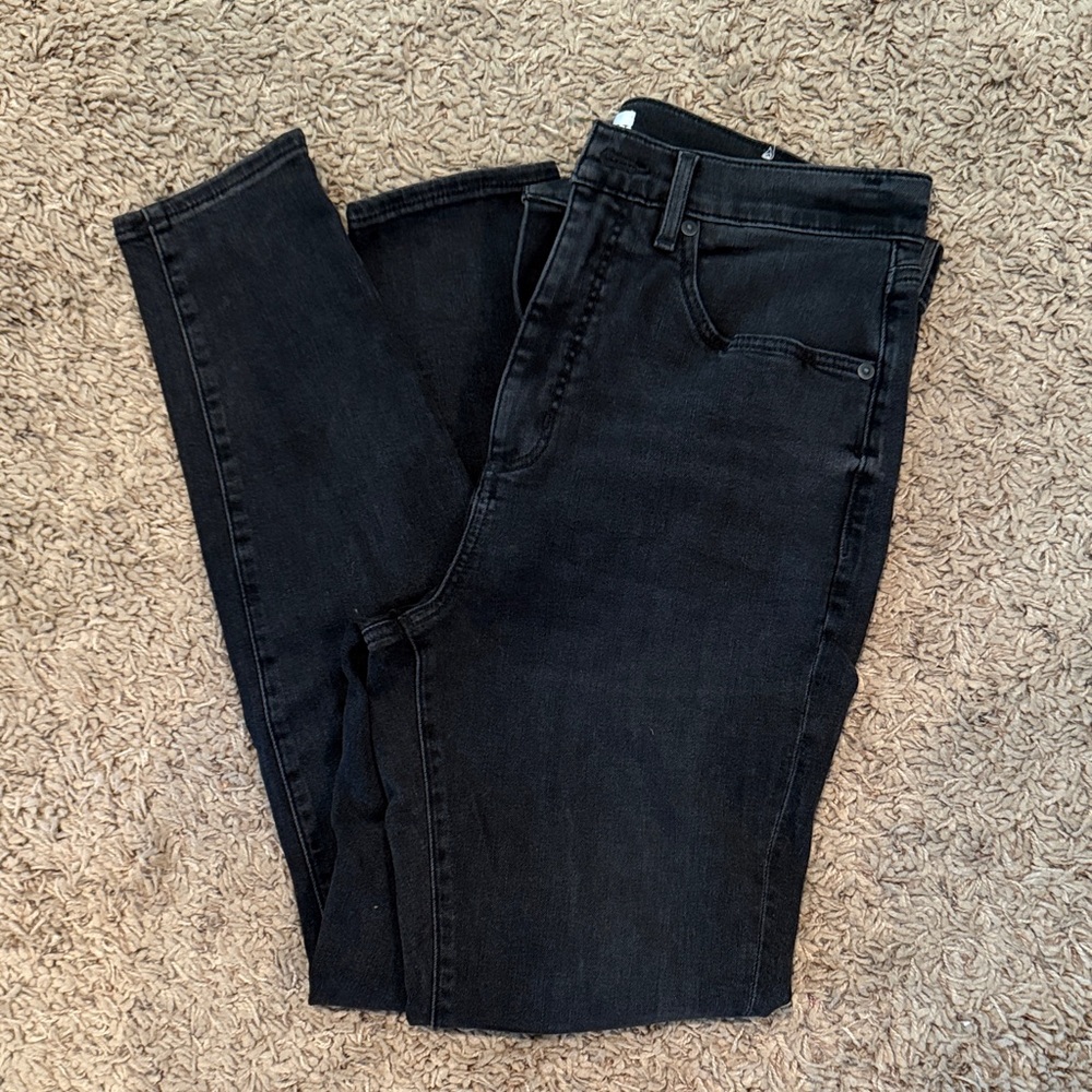LOFT Black Skinny Jeans with Sleek Fit